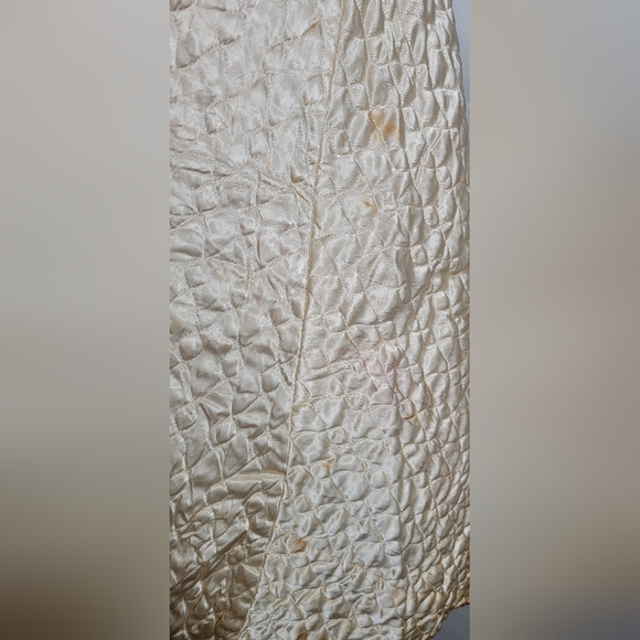 Vintage Quilted Robe - Picture 4 of 7